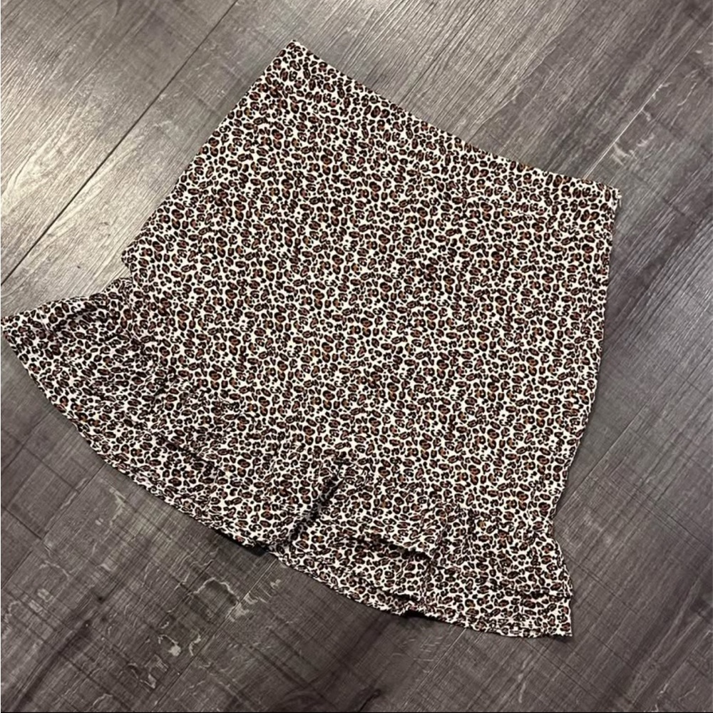 Aqua Brown Leopard Print Women's Skorts